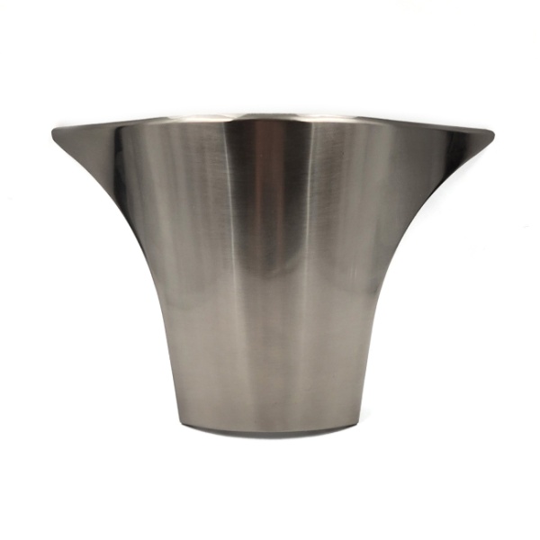 Комплект угловых вставок для бортов "Dynamic III" (4 шт), хром